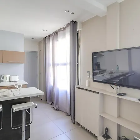 Nice & Cosy Flat For 4 - Gare Saint-lazare Apartment