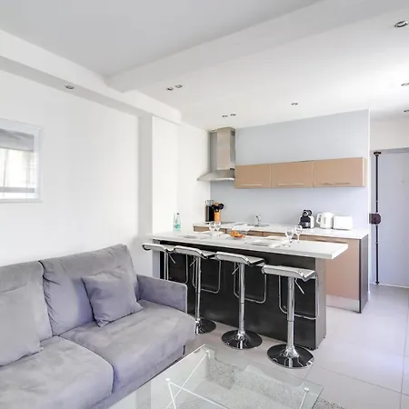 Nice & Cosy Flat For 4 - Gare Saint-lazare Παρίσι